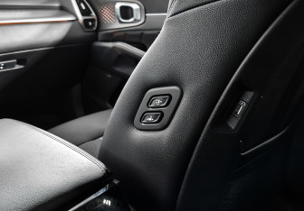 Подержанный автомобиль Kia Sorento 2021 года (19 фото)