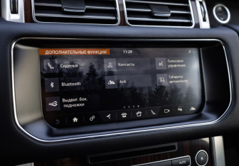 Подержанный автомобиль Land Rover Range Rover 2017 года (19 фото)