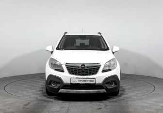 Подержанный автомобиль Opel Mokka 2013 года (2 фото)