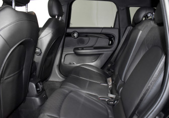 Подержанный автомобиль MINI Countryman 2021 года (15 фото)