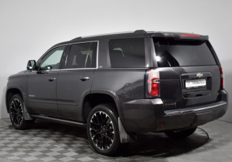 Подержанный автомобиль Chevrolet Tahoe 2016 года (7 фото)
