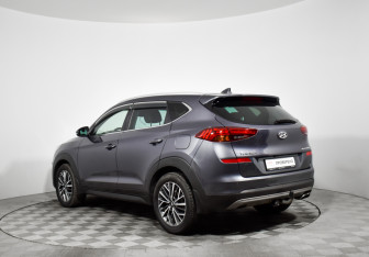 Подержанный автомобиль Hyundai Tucson 2020 года (7 фото)