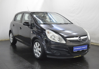 Подержанный автомобиль Opel Corsa 2010 года (3 фото)