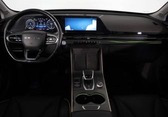 Подержанный автомобиль Omoda C5 2023 года (9 фото)