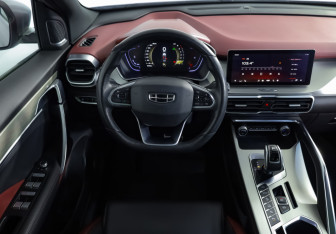 Подержанный автомобиль Geely Coolray 2020 года (10 фото)