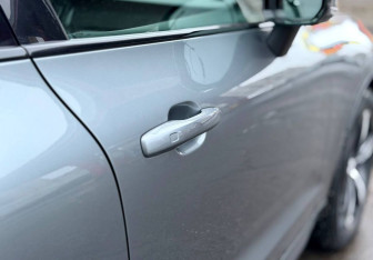 Подержанный автомобиль Volvo XC60 2019 года (9 фото)