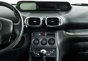 Подержанный автомобиль Citroen C3 Picasso 2010 года (14 фото)