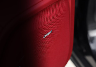 Подержанный автомобиль Porsche Cayenne 2014 года (25 фото)