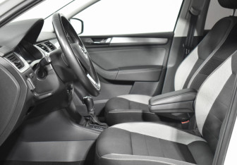 Подержанный автомобиль Skoda Rapid Liftback 2019 года (10 фото)
