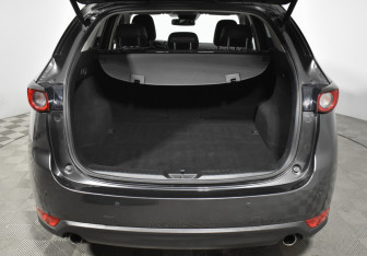 Подержанный автомобиль Mazda CX-5 2021 года (21 фото)