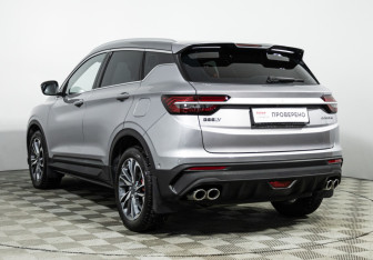 Подержанный автомобиль Geely Coolray 2024 года (7 фото)