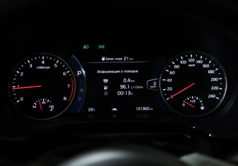 Подержанный автомобиль Kia Seltos 2020 года (12 фото)