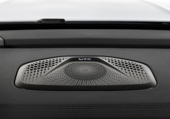 Подержанный автомобиль Geely Monjaro 2023 года (21 фото)