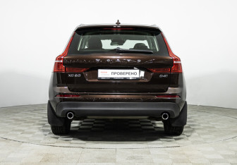 Подержанный автомобиль Volvo XC60 2018 года (6 фото)