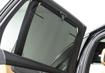 Подержанный автомобиль Lynk&Co 09 2023 года (29 фото)