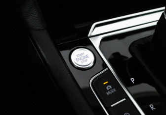 Подержанный автомобиль Volkswagen Passat Sedan 2019 года (19 фото)