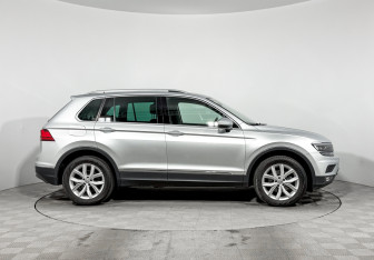 Подержанный автомобиль Volkswagen Tiguan 2017 года (4 фото)