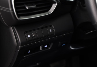 Подержанный автомобиль Hyundai Santa Fe 2023 года (19 фото)