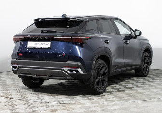 Подержанный автомобиль Omoda C5 2023 года (5 фото)