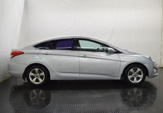 Подержанный автомобиль Hyundai i40 Sedan 2012 года (4 фото)