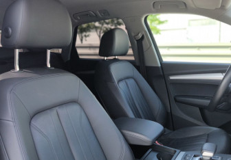 Подержанный автомобиль Audi Q5 2019 года (27 фото)