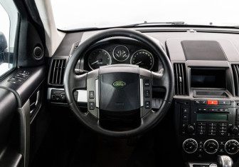 Подержанный автомобиль Land Rover Freelander 2007 года (11 фото)