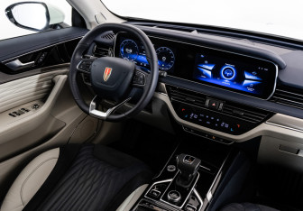 Новый Hongqi HS5 2024 (17 фото)
