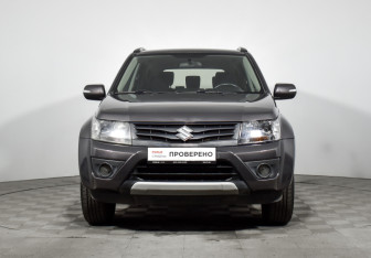 Подержанный автомобиль Suzuki Grand Vitara 2013 года (2 фото)