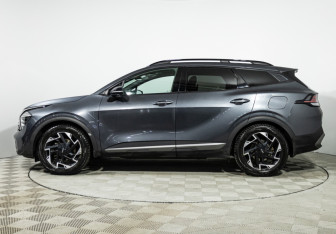 Подержанный автомобиль Kia Sportage 2022 года (8 фото)
