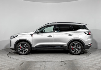 Подержанный автомобиль Chery Tiggo 7 Pro Max 2024 года (8 фото)