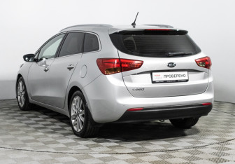 Подержанный автомобиль Kia Ceed Wagon 2015 года (7 фото)