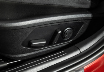 Подержанный автомобиль Hyundai Sonata 2020 года (18 фото)