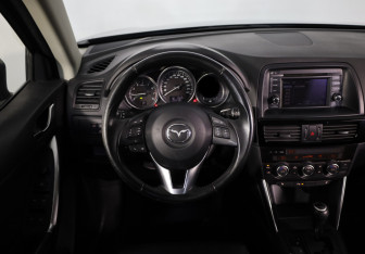 Подержанный автомобиль Mazda CX-5 2012 года (10 фото)