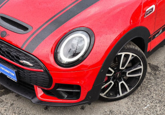 Подержанный автомобиль MINI Clubman Wagon 2022 года (12 фото)