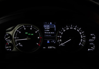 Подержанный автомобиль Toyota Land Cruiser Suv 2020 года (40 фото)