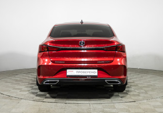 Подержанный автомобиль Changan Eado Plus 2023 года (6 фото)