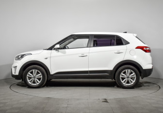 Подержанный автомобиль Hyundai Creta 2018 года (8 фото)