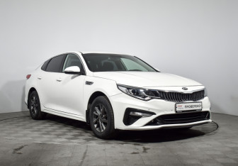 Подержанный автомобиль Kia Optima Sedan 2019 года (3 фото)