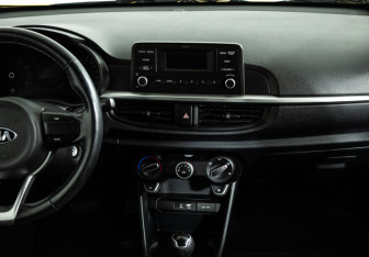 Подержанный автомобиль Kia Picanto 2020 года (14 фото)