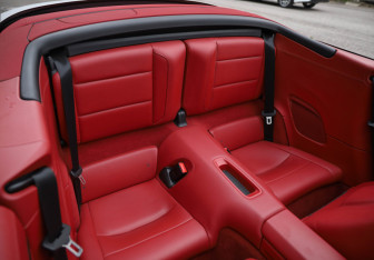 Подержанный автомобиль Porsche 911 Convertible 2013 года (25 фото)