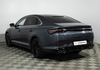 Подержанный автомобиль Geely Preface 2024 года (7 фото)