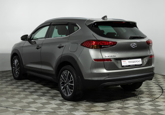 Подержанный автомобиль Hyundai Tucson 2019 года (7 фото)