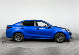 Подержанный автомобиль Kia Rio Sedan 2021 года (4 фото)