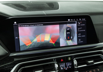 Подержанный автомобиль BMW X7 2019 года (19 фото)