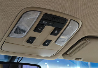 Подержанный автомобиль Kia Carnival 2019 года (18 фото)