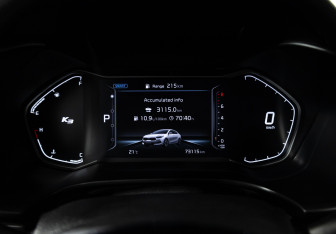 Подержанный автомобиль Kia K3 Sedan 2020 года (12 фото)