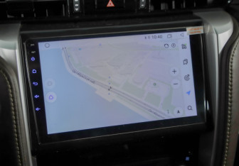 Подержанный автомобиль Toyota Fortuner 2017 года (16 фото)