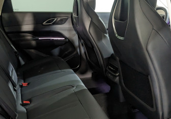 Новый Hongqi HS3 2025 (12 фото)