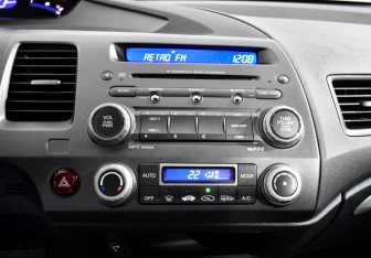 Подержанный автомобиль Honda Civic Sedan 2009 года (15 фото)