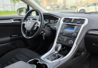 Подержанный автомобиль Ford Mondeo Sedan 2019 года (15 фото)